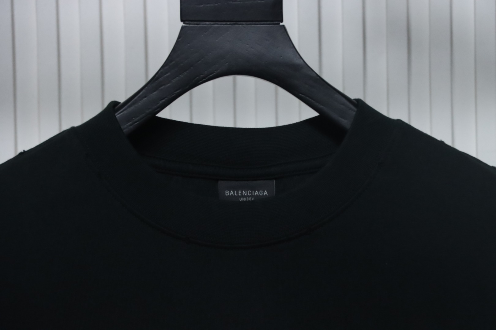 Balenciaga 25ss Hand-made Embroidered Small Heart Hole T-shirt Black