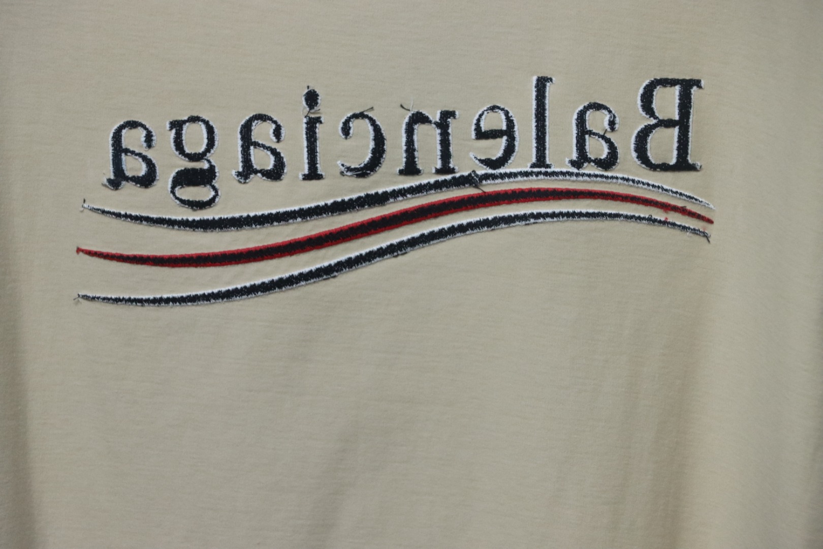 Balenciaga 25SS Reversible Coke Embroidery T-shirt