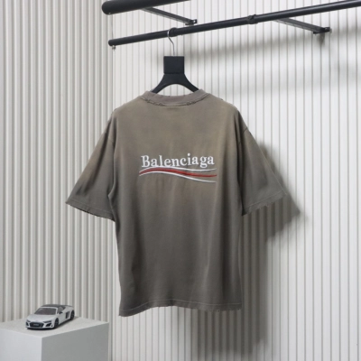  Balenciaga 25ss Washed Cola Embroidery Fried Color HolesT-shirt Brown 02