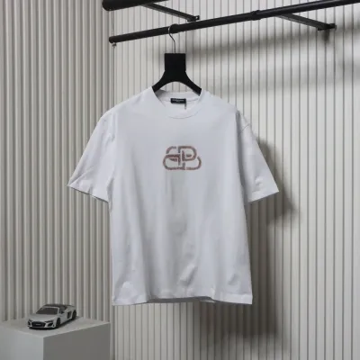 Balenciaga 24ss Distressed Lock Print T-shirt 01