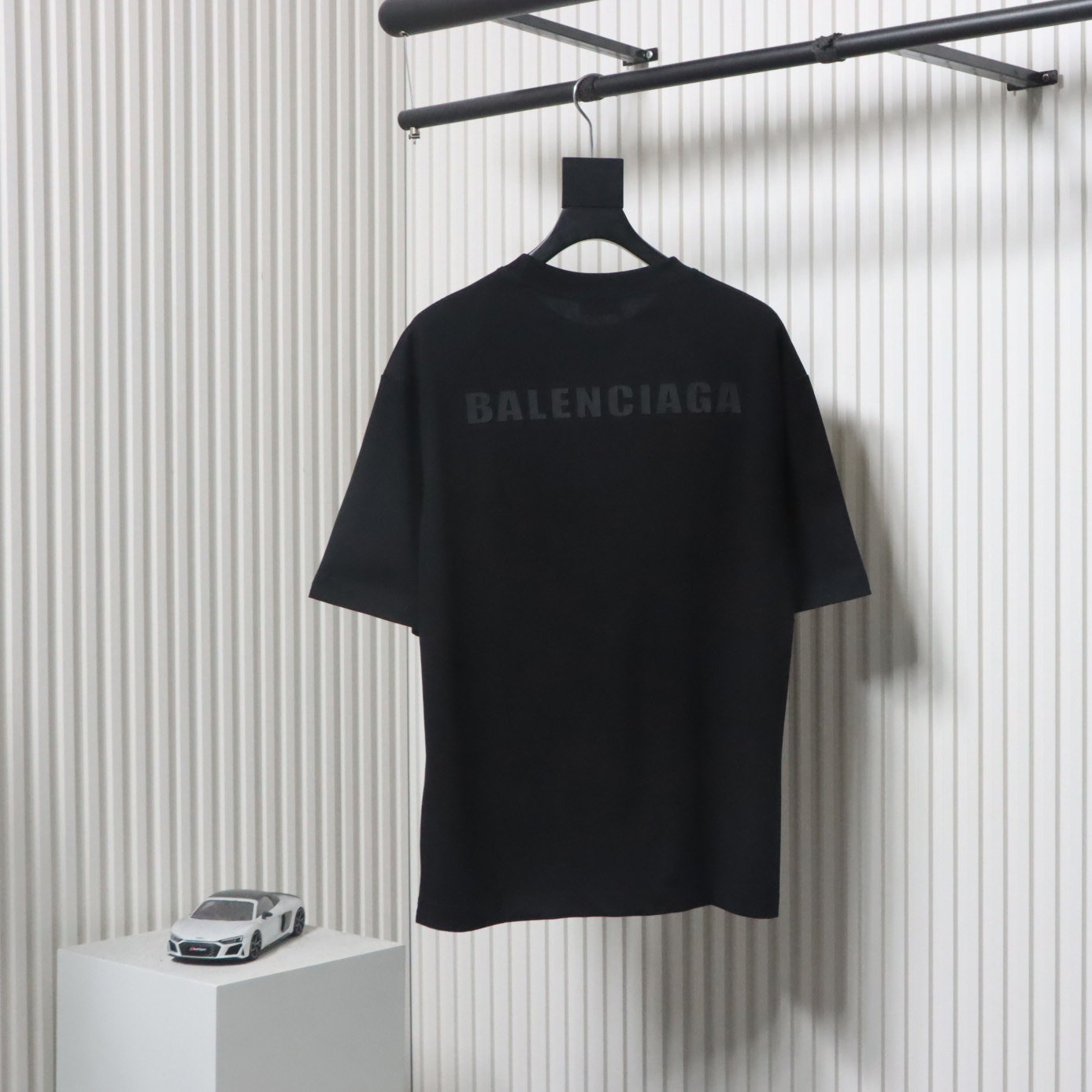 Balenciaga 25ss Circle Embossed Letter Logo T-shirt Black