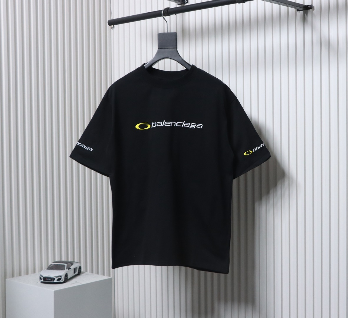 Balenciaga 25ss TRACKSUIT LOGO Outline Embroidery T-shirt Black