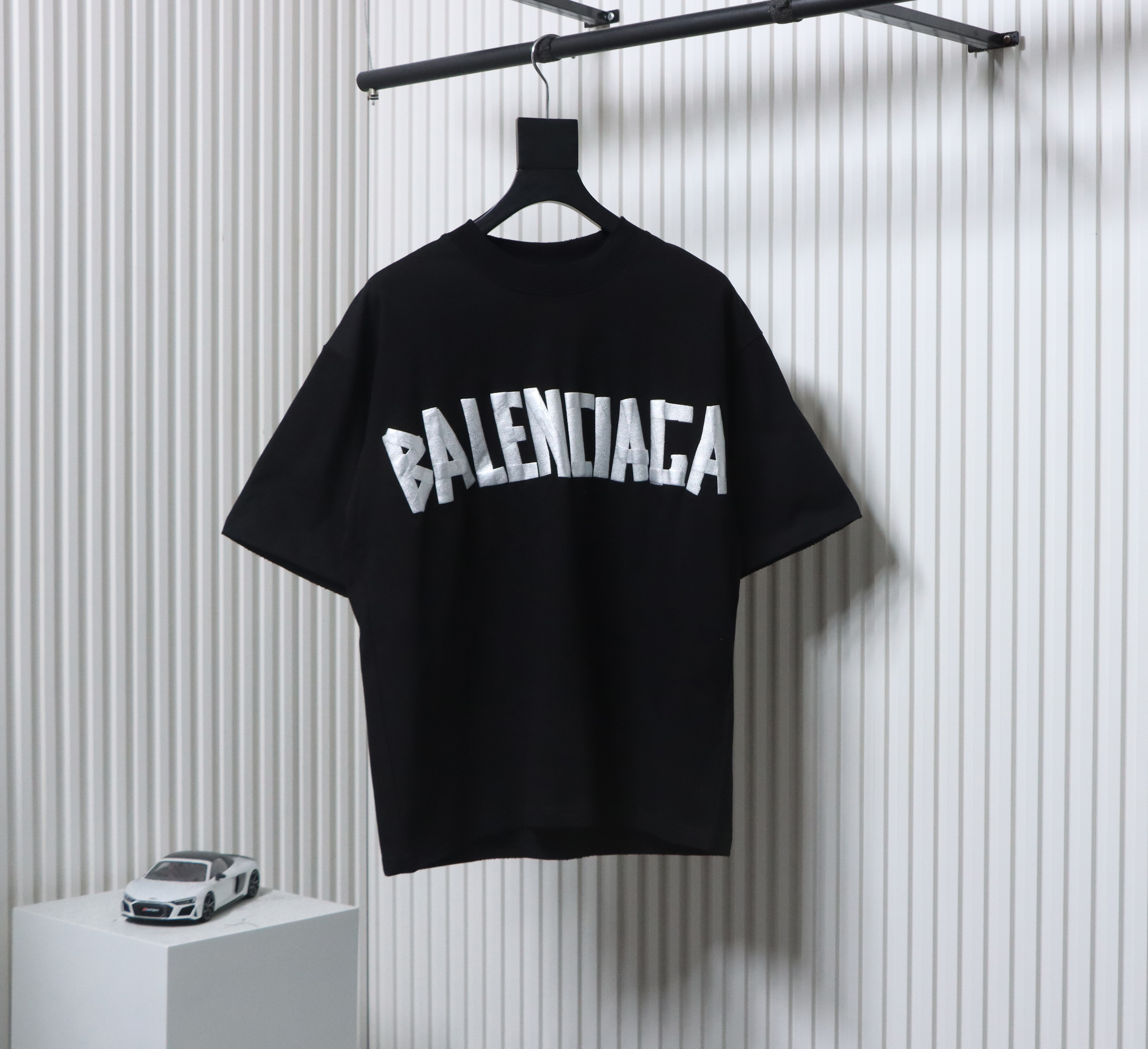 Balenciaga Tape Lettering Distressed T-shirt Black 