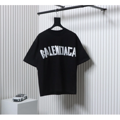 Balenciaga Tape Lettering Distressed T-shirt Black  01