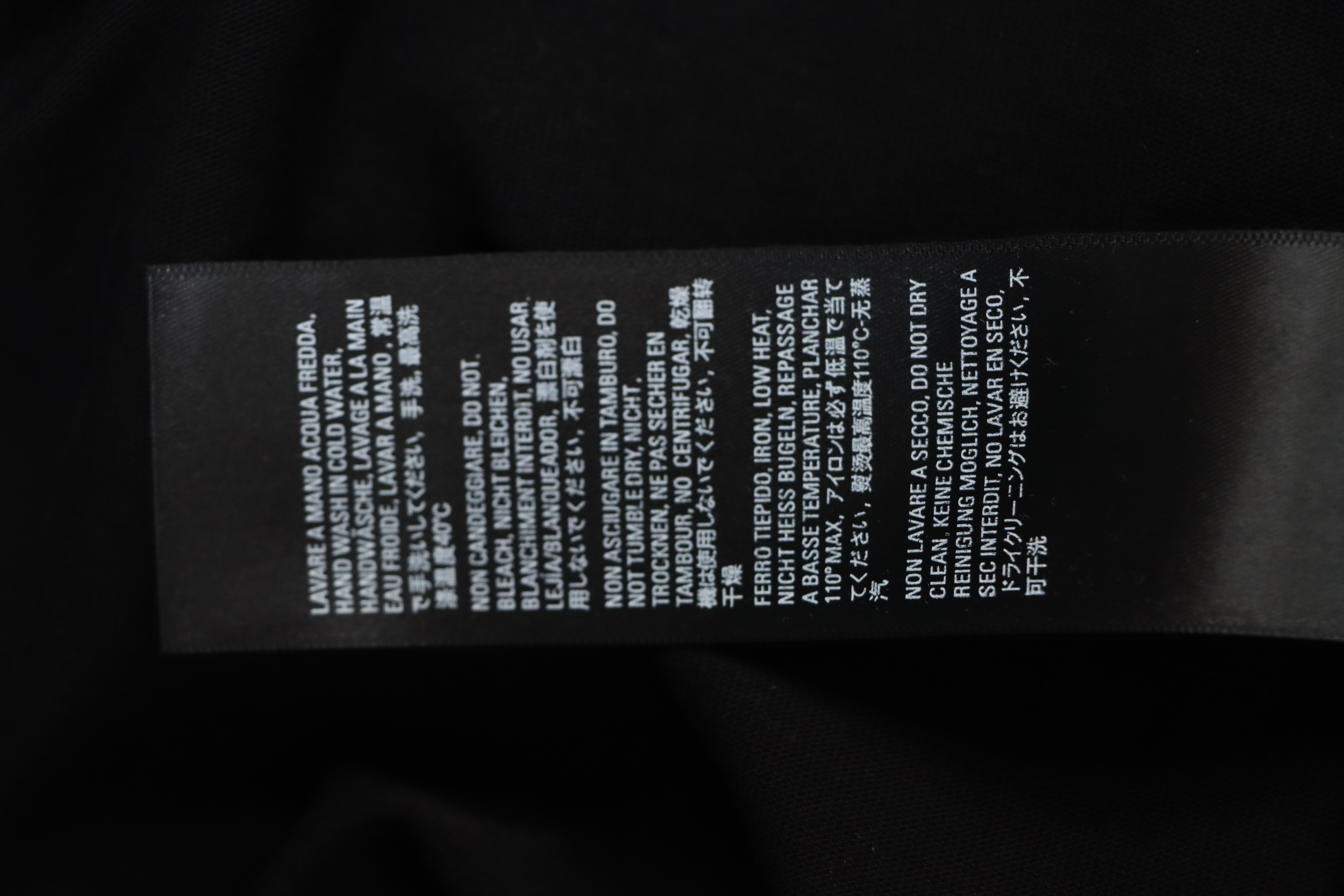 Balenciaga Tape Lettering Distressed T-shirt Black 