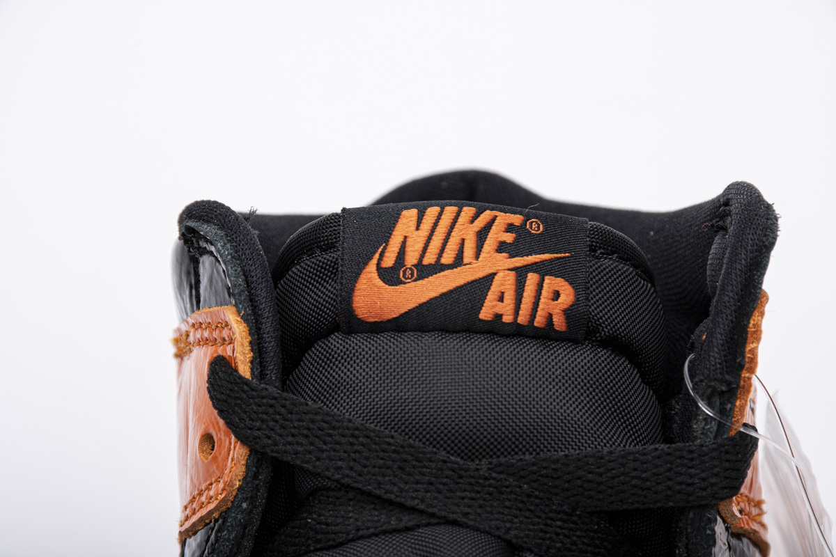 TOP Version Air Jordan 1 Retro High OG Shattered Backboard 3.0 555088-028