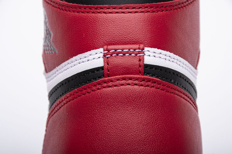 TOP Version  Air Jordan 1 High OG Chicago 555088-101