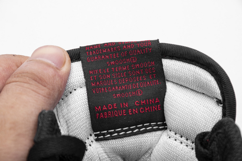 TOP Version Air Jordan 1 High Banned 555088-001 