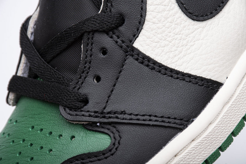 TOP Version Air Jordan 1 High OG Pine Green 555088-302