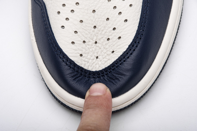 TOP Version Air Jordan 1 Retro High OG Obsidian University Blue 555088-140