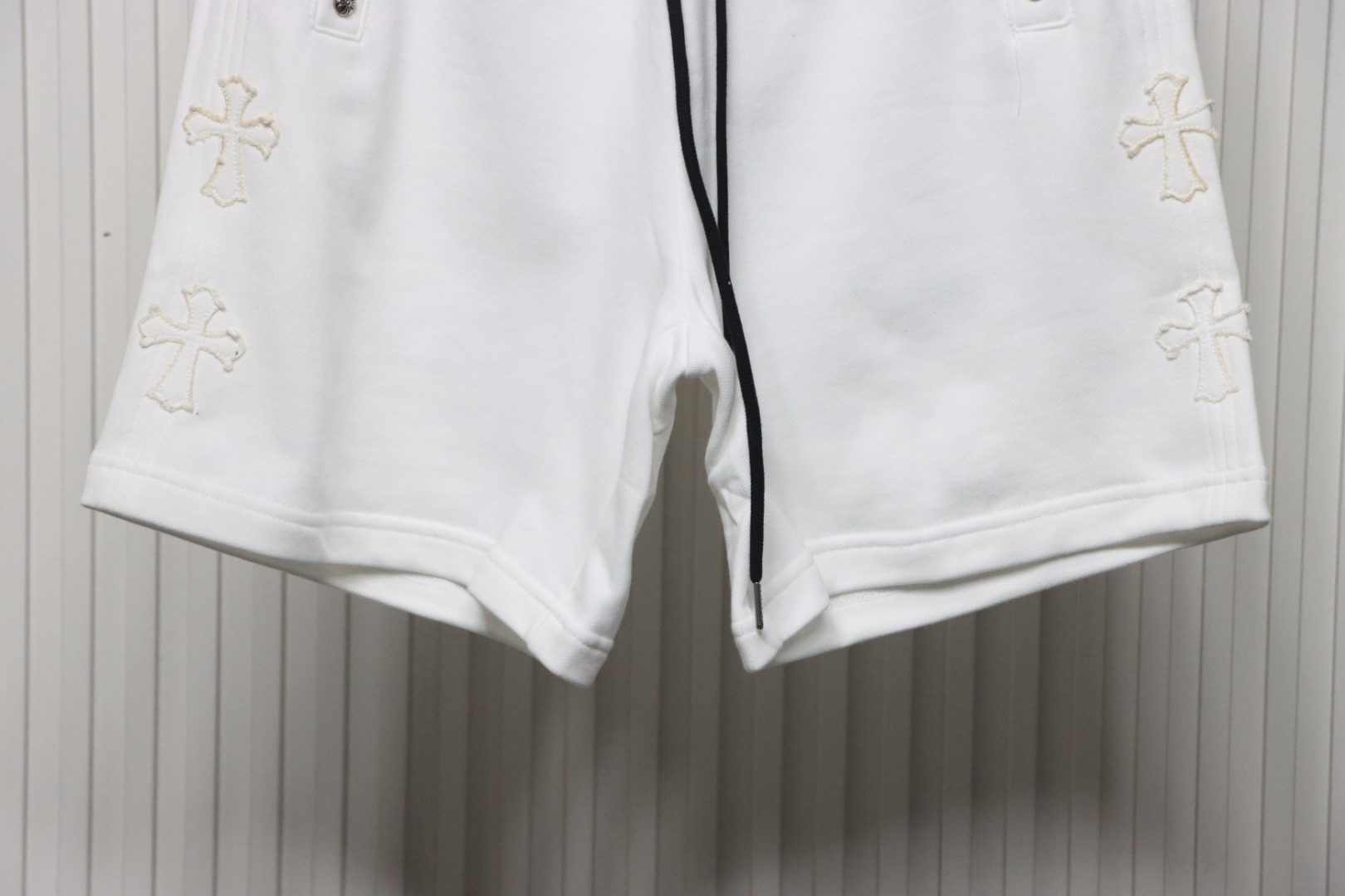  Chrome Hearts 24ss Patch Cross Sanskrit Logo Shorts White