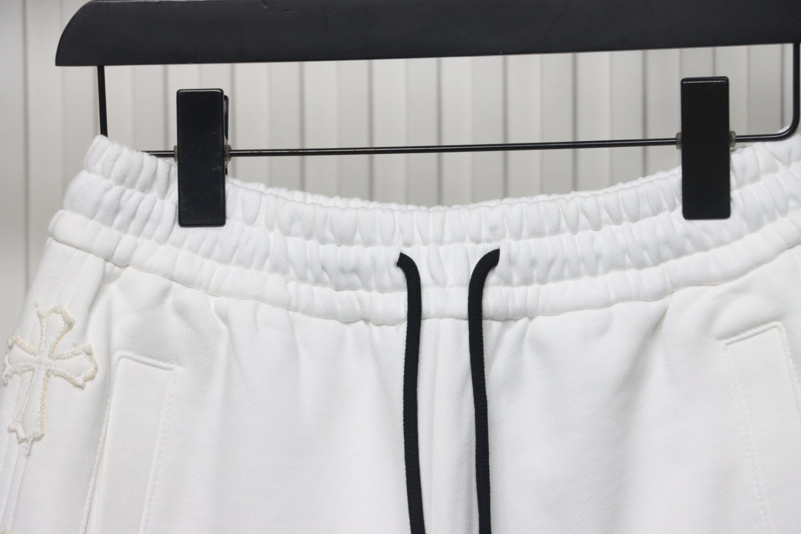  Chrome Hearts 24ss Patch Cross Sanskrit Logo Shorts White