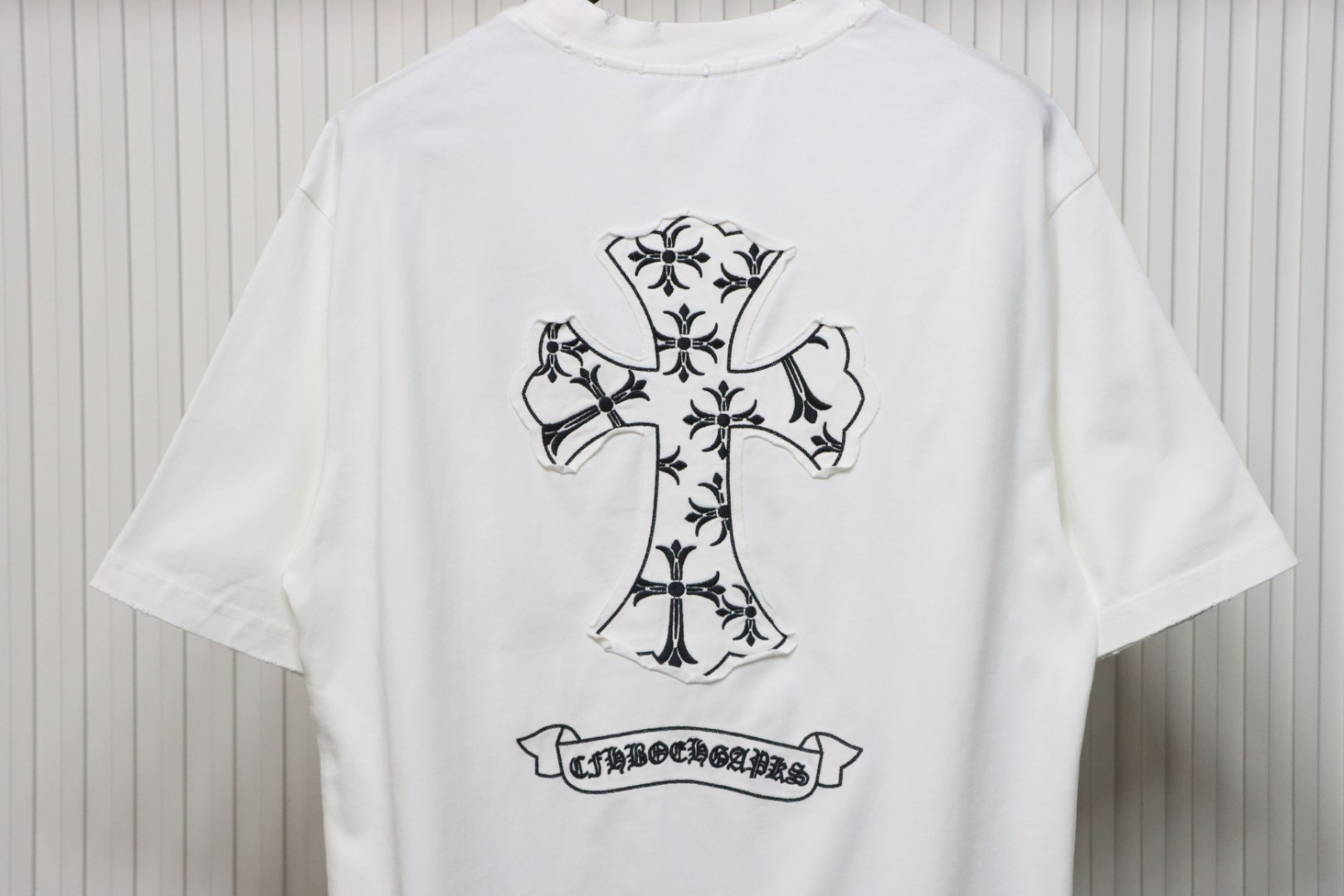 Chrome Hearts 25ss Catwalk Cross Patch Embroidery Washed Burnt Flower T-shirt White