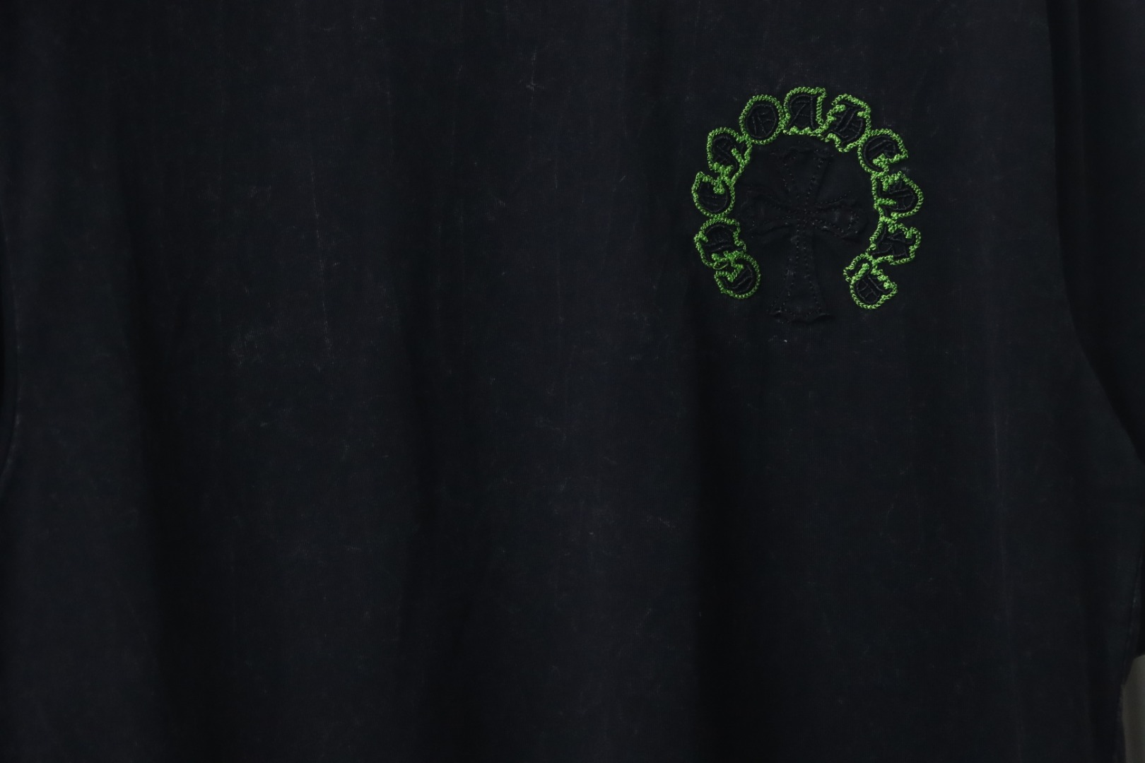 Chrome Hearts 25ss Sanskrit Horseshoe Cross Patch Embroidered Washed T-shirt Black
