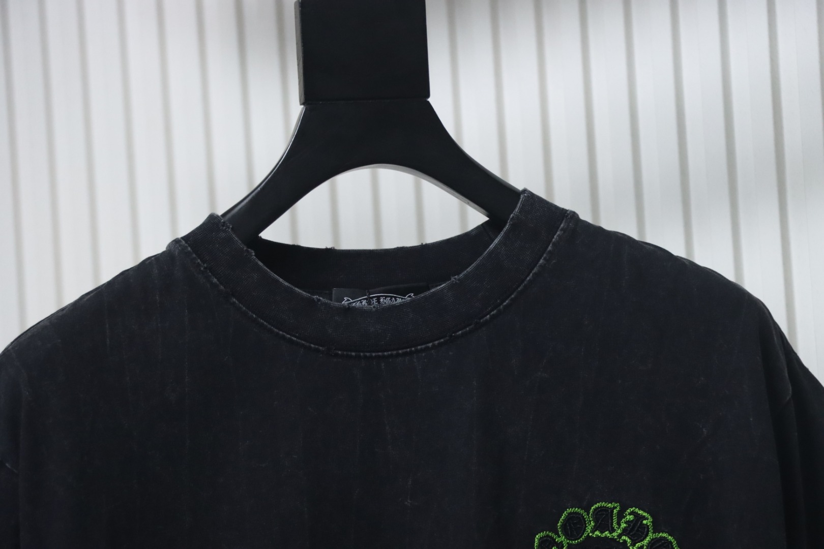 Chrome Hearts 25ss Sanskrit Horseshoe Cross Patch Embroidered Washed T-shirt Black