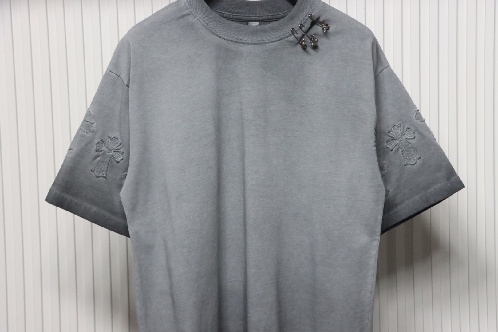 Chrome Hearts Chest Pin Crew Neck T-shirt Grey