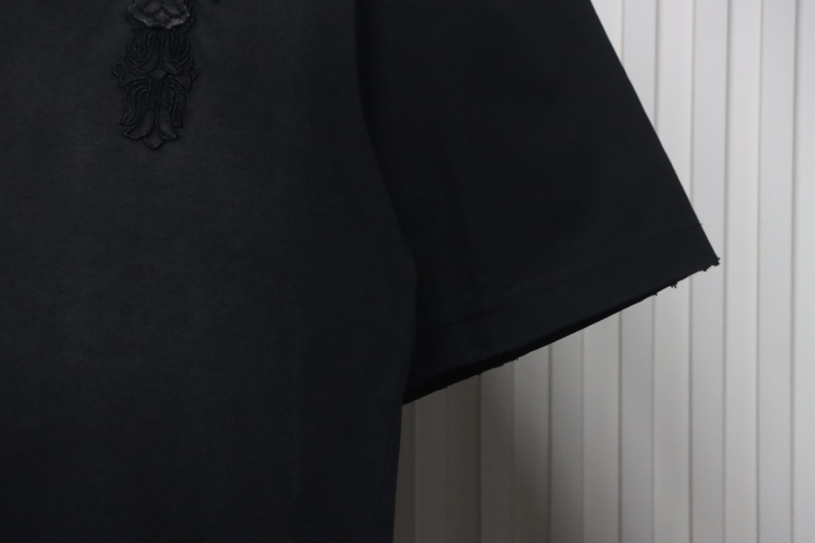 Chrome Hearts 25ss Cross Patch Embroidery Washed Holes T-shirt Black