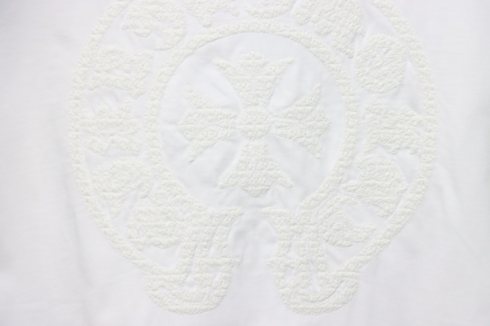 Chrome Hearts Trendy Embroidered Horseshoe Back Patch Overlapping Cross Round Neck T-shirt White