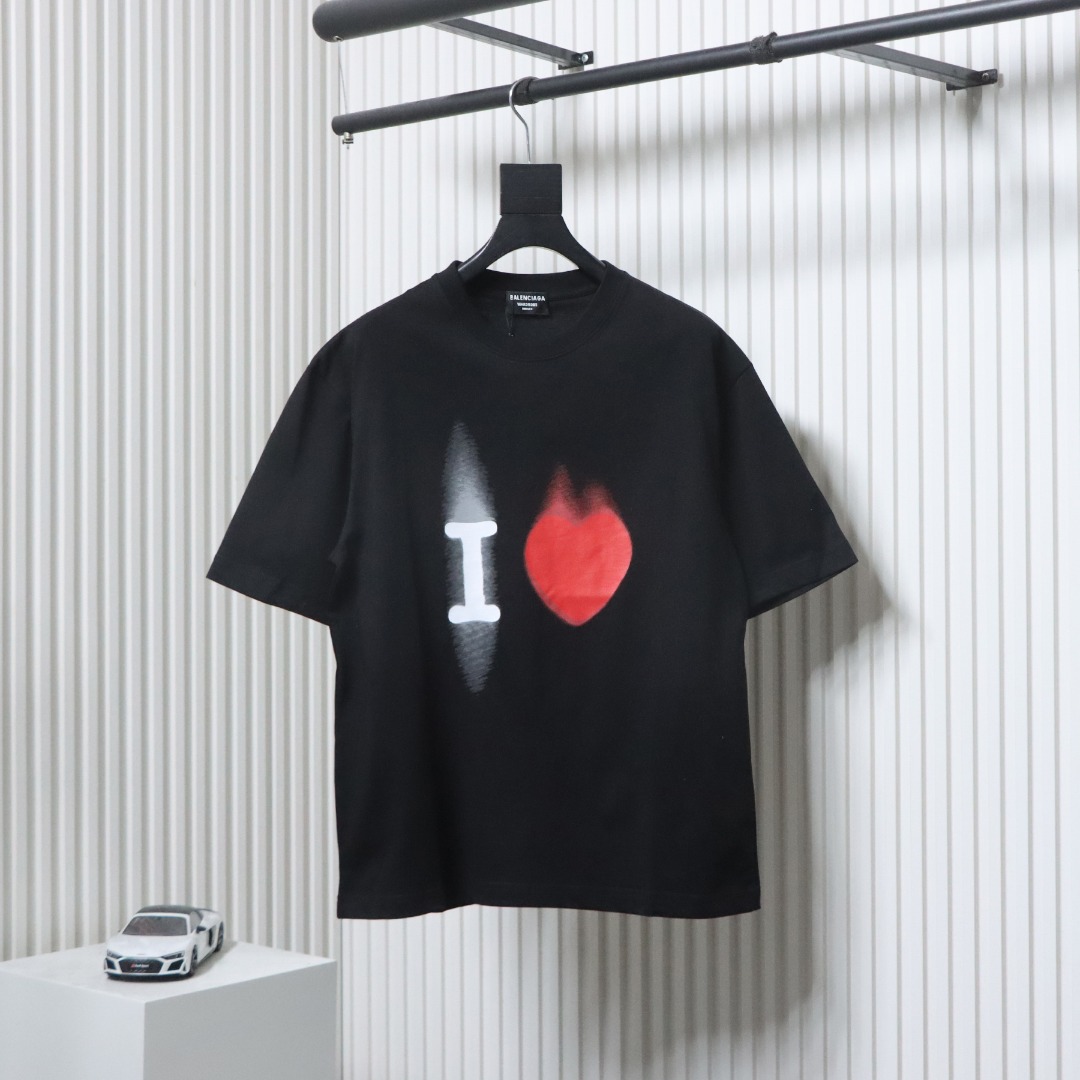 Balenciaga 24ss Valentine's Day Collection Heart Print T-shirt Black