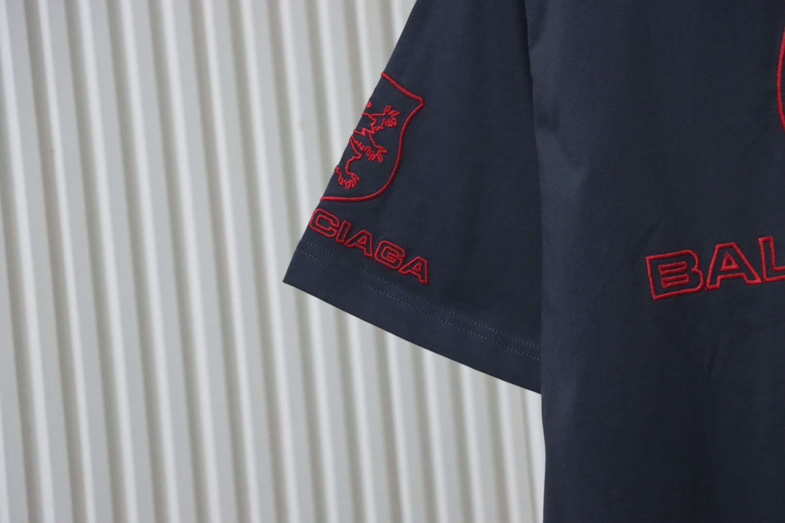 Balenciaga 25ss LION CLUB Embroidered Logo T-shirt Navy