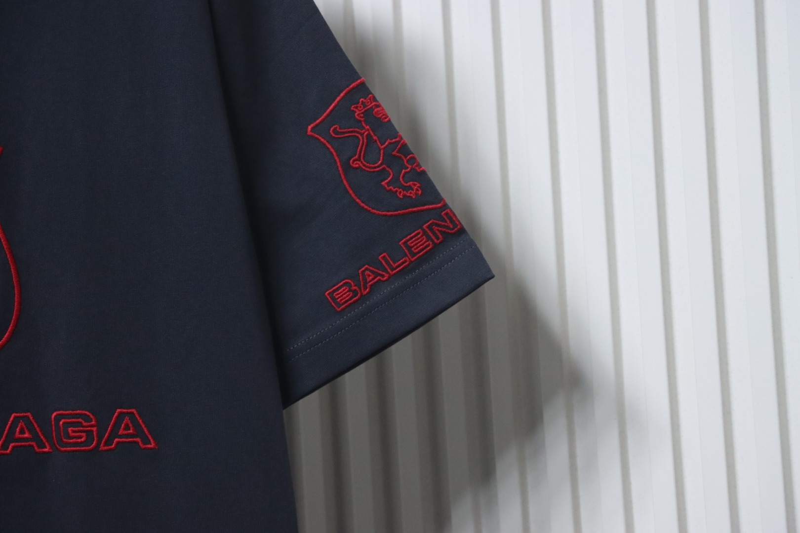Balenciaga 25ss LION CLUB Embroidered Logo T-shirt Navy