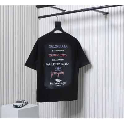 Balenciaga 25ss Mottled Multi-line Lettering On The Back T-shirt Black 02