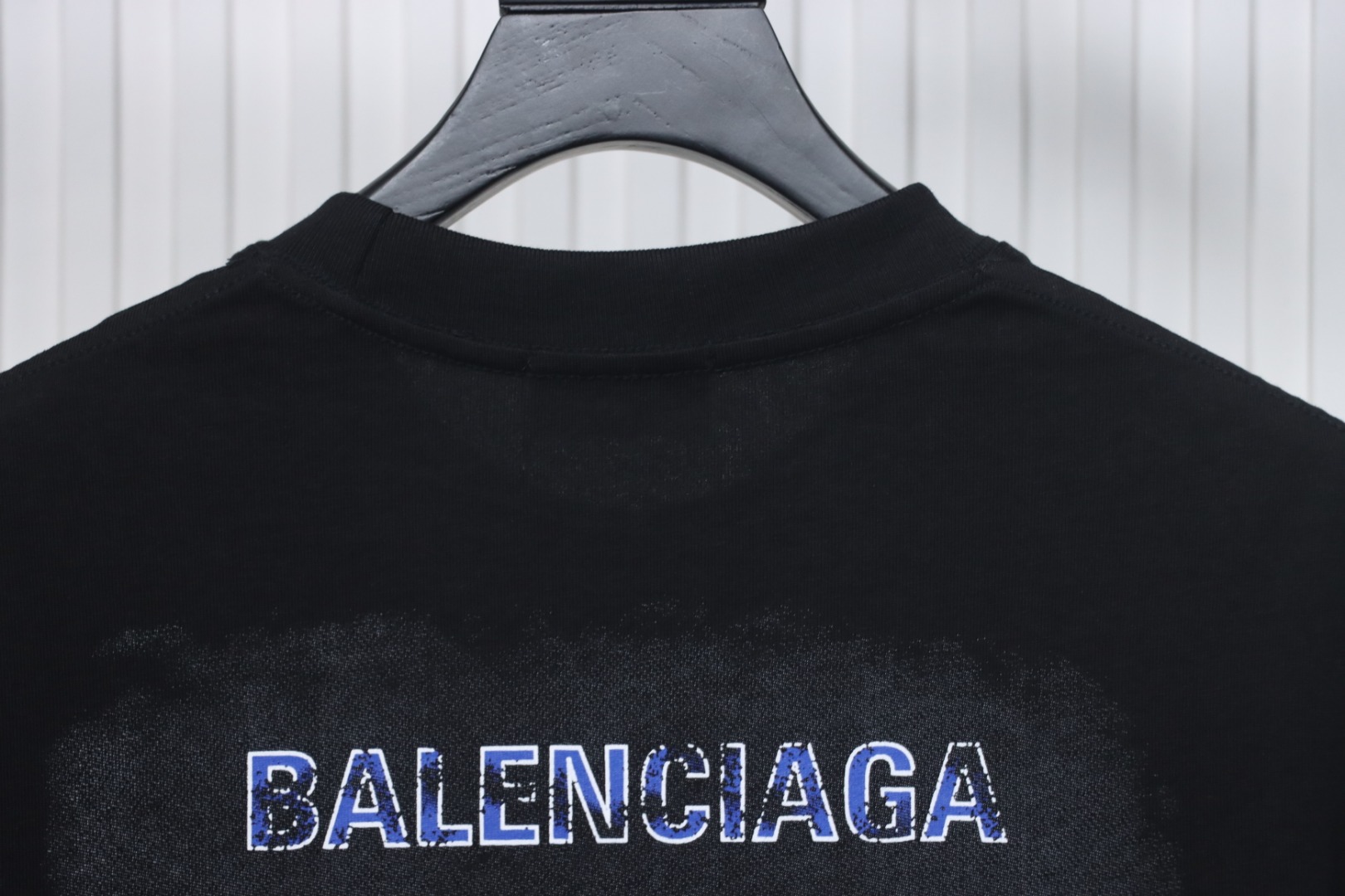 Balenciaga 25ss Mottled Multi-line Lettering On The Back T-shirt Black