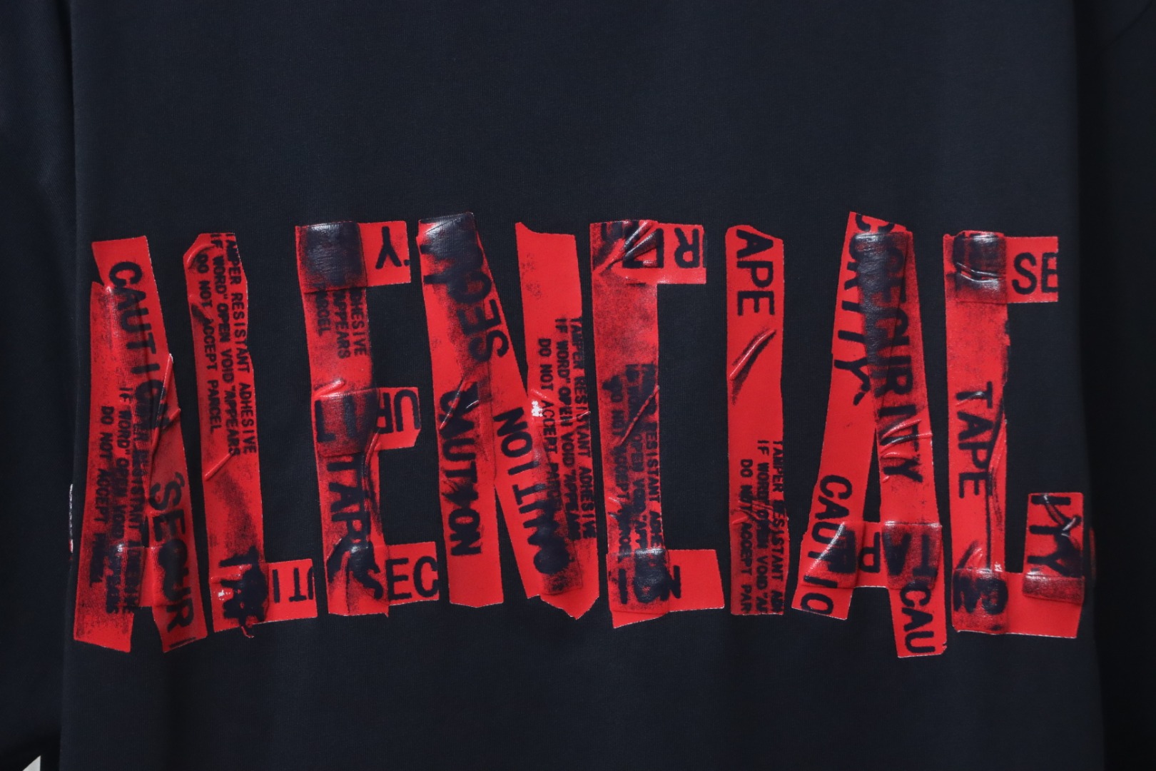 Balenciaga 25ss Red Tape Print T-shirt Dark Grey