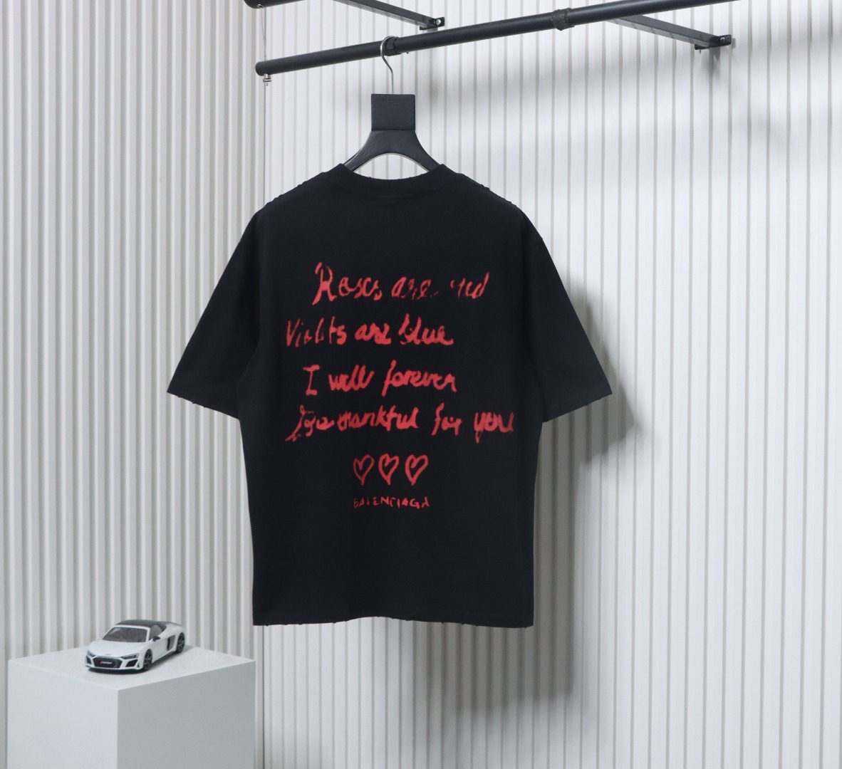 Balenciaga 25ss Valentine's Day Limited Edition Heart Slogan Ripped T-shirt Black