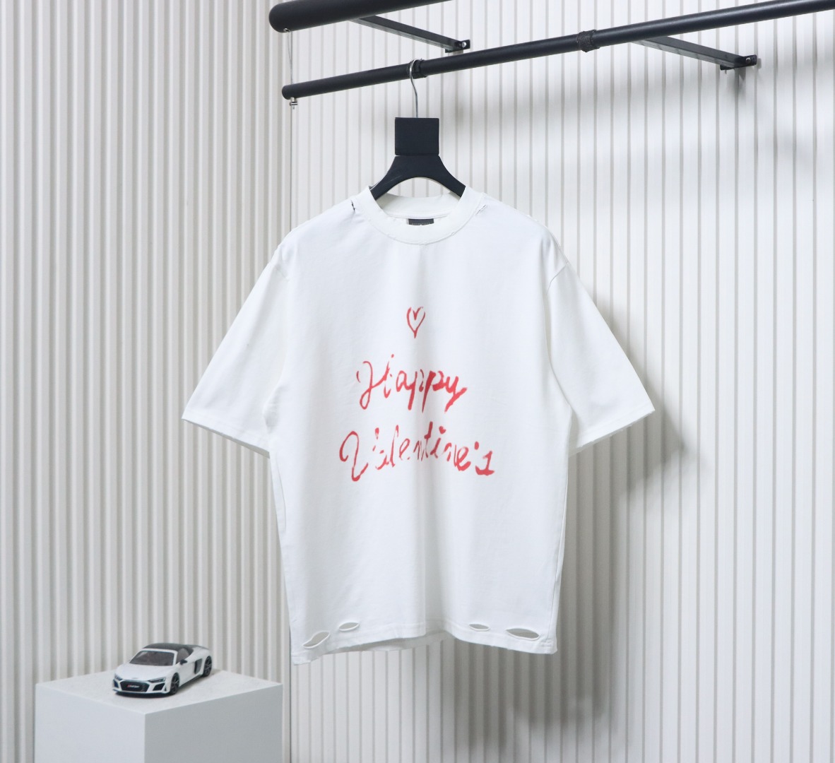 Balenciaga 25ss Valentine's Day Limited Edition Heart Slogan Ripped T-shirt White