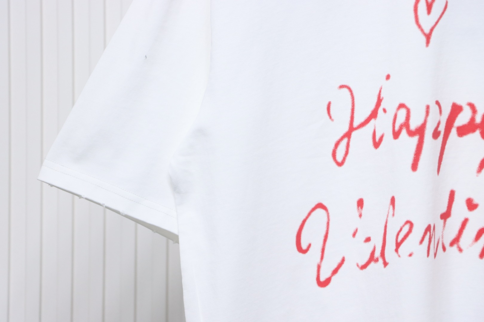 Balenciaga 25ss Valentine's Day Limited Edition Heart Slogan Ripped T-shirt White