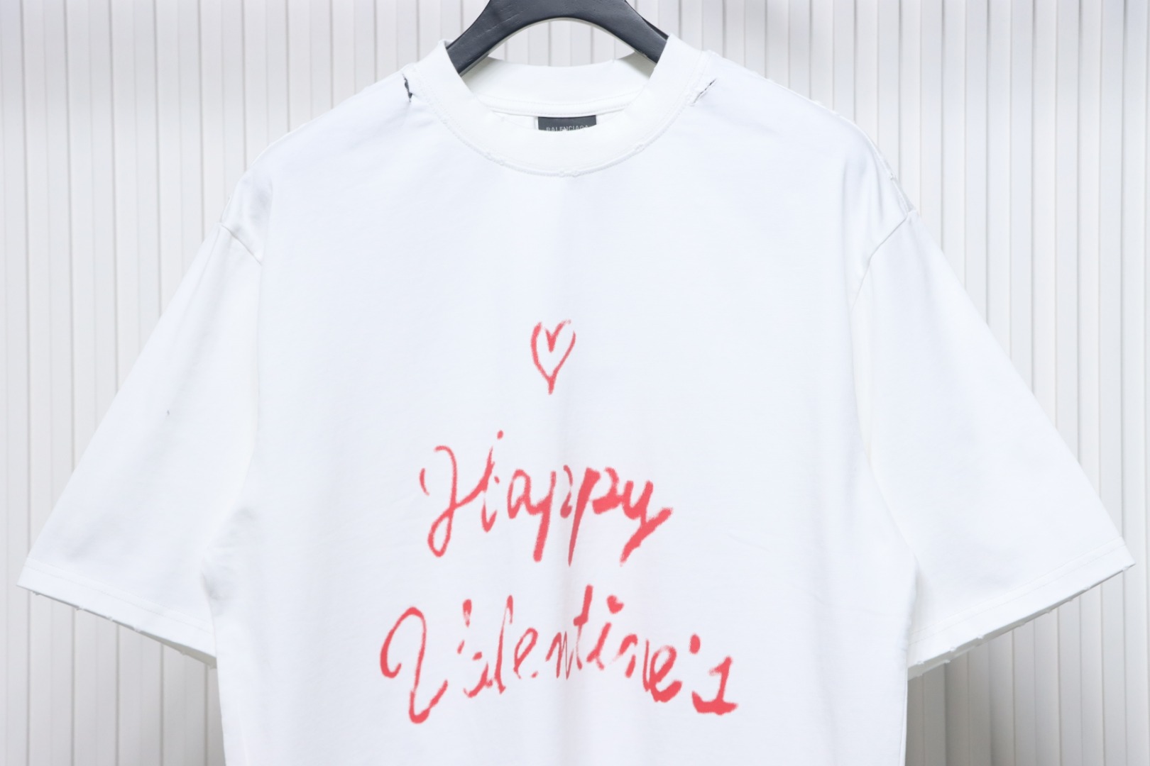 Balenciaga 25ss Valentine's Day Limited Edition Heart Slogan Ripped T-shirt White