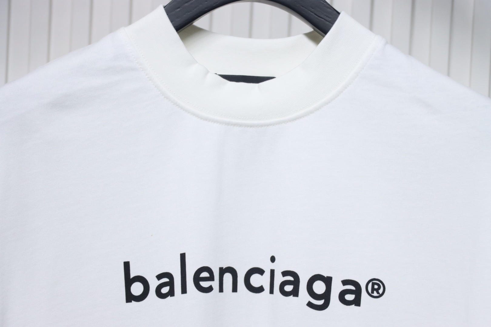 Balenciaga BLCG 24ss Small R Logo Print T-Shirt White