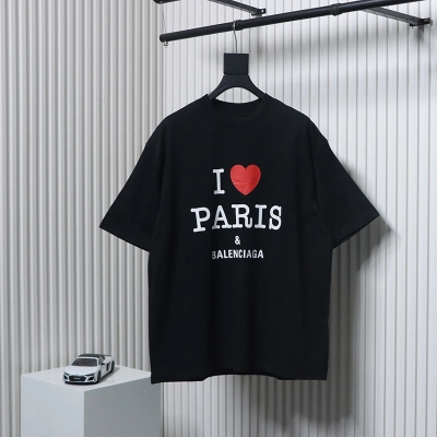 Balenciaga BLCG 24SS Valentine's Day Limited Edition Heart Print T-Shirt Black 01