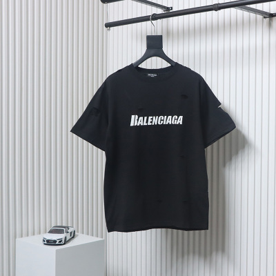 Balenciaga Distressed T-Shirt Black 01