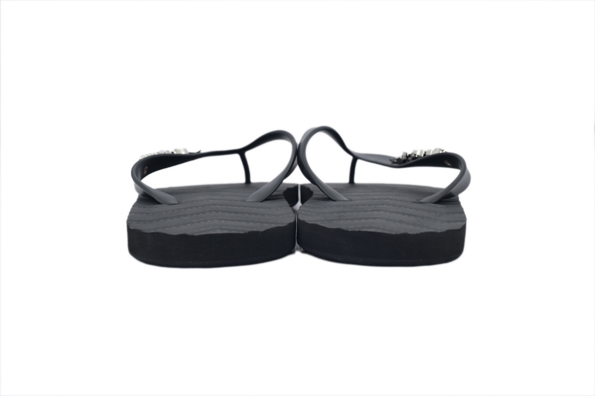 Gucci Slippers Silver Black