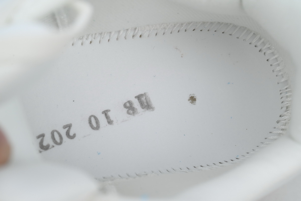 Lululemon Cityverse White LU-01 