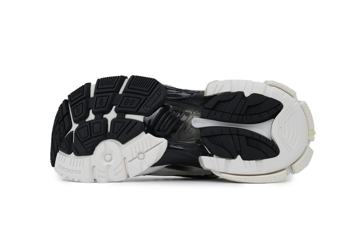 Balenciaga Runner Sneaker Gradient White Black 772774 WRUNG 9010