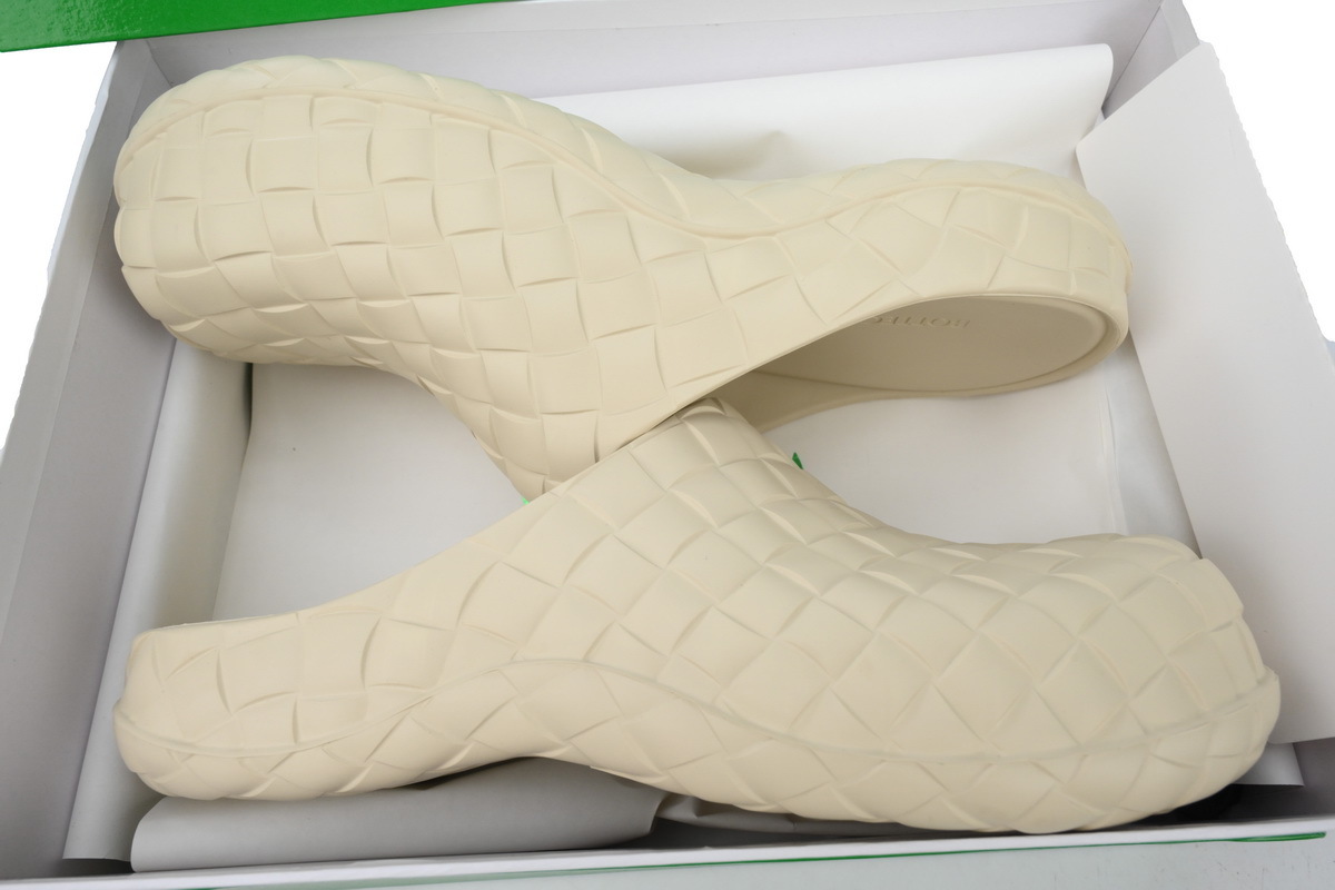 Bottega Veneta Slider Sandals Beige