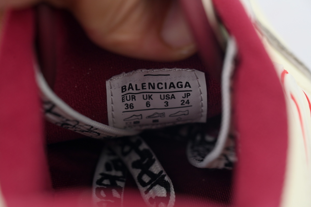 Balenciaga HAMPTONS WORN-OUT Beige Red 841765 WCURB 9141