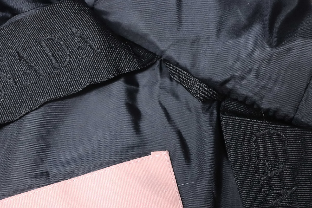 Canada Goose Chilliwack Bomber Jacket Short Down Jacket PBI Pink