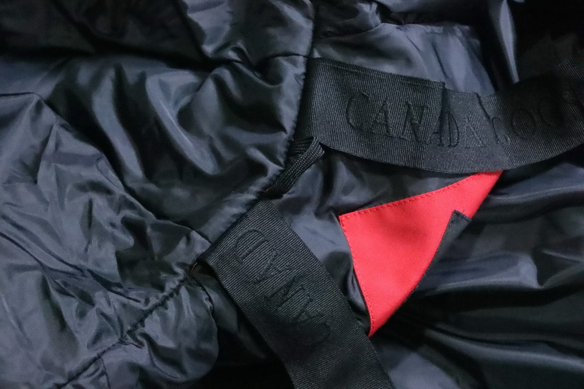 Canada Goose Chilliwack Bomber Jacket Short Down Jacket PBI Red