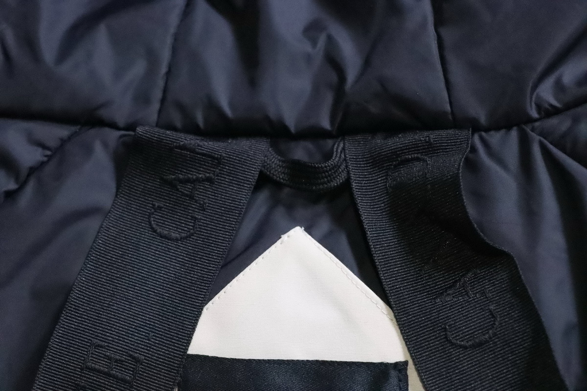 Canada Goose Chilliwack Bomber Jacket Short Down Jacket PBI White