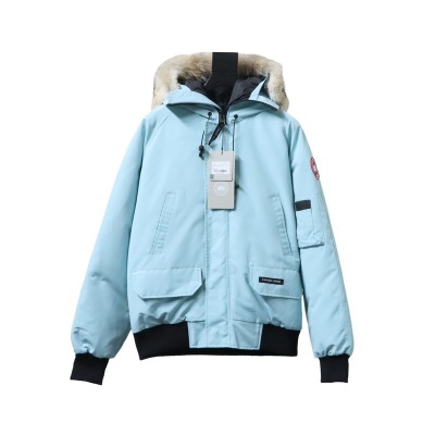 Canada Goose Chilliwack Bomber Jacket Short Down Jacket Sky Blue 01