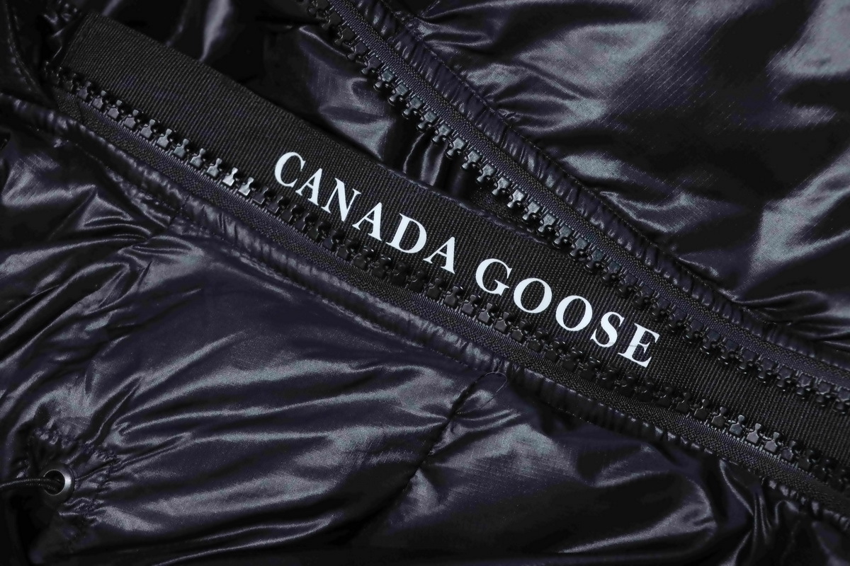 Canada Goose Crofton Slim-Fit Recycled Nylon-Ripstop Hooded Down Jacket Black