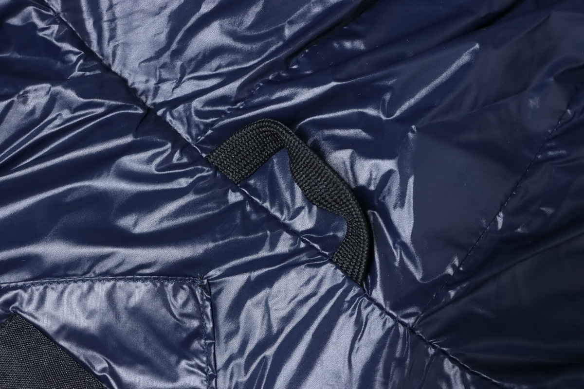 Canada Goose Crofton Slim-Fit Recycled Nylon-Ripstop Hooded Down Jacket Dark Blue