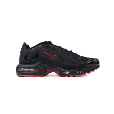 Nike Air Max Plus Sith Lightsaber IM4868-010 02