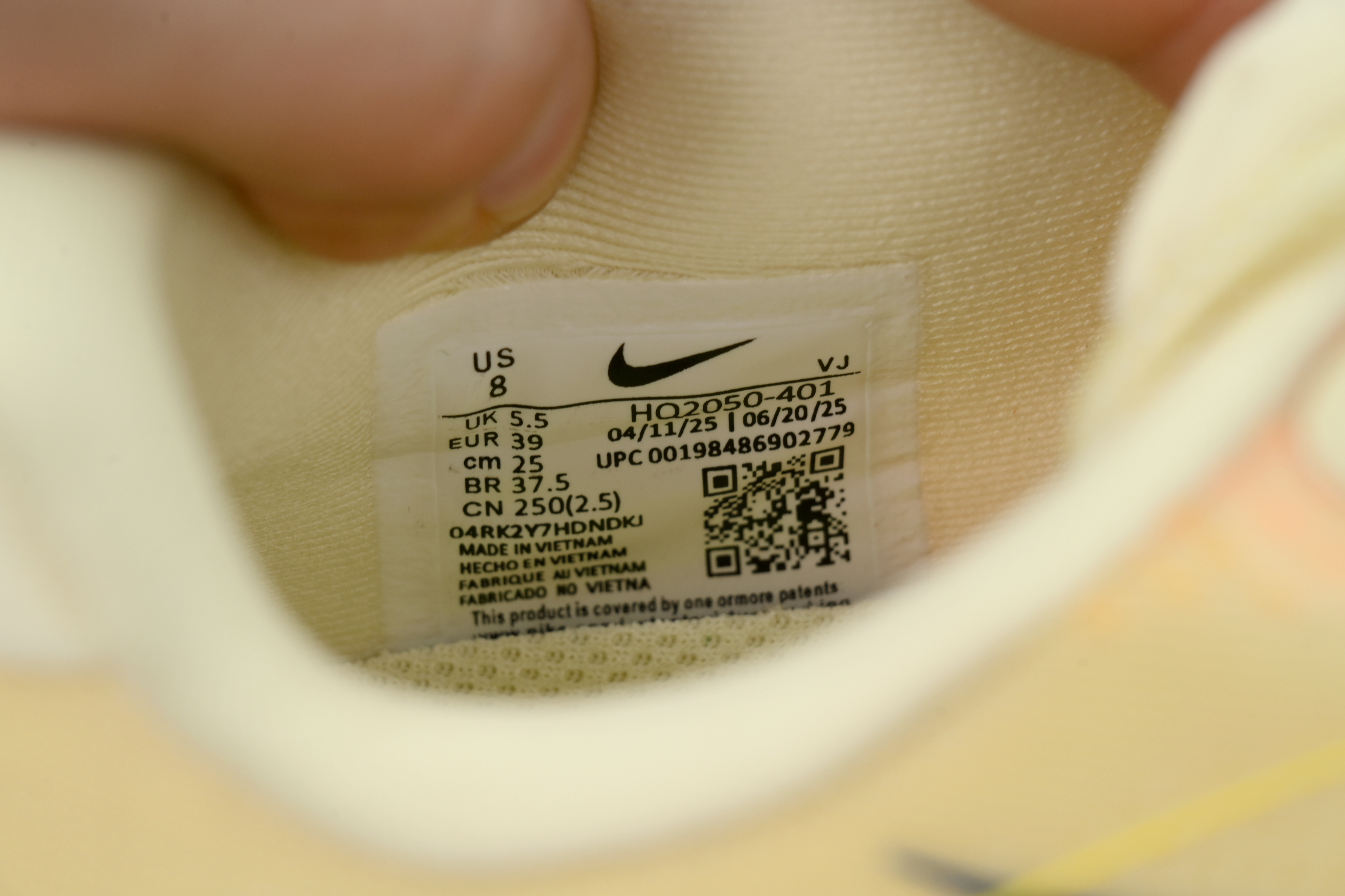 Nike Zoom Vomero 19 Orange Blue HQ2050-401