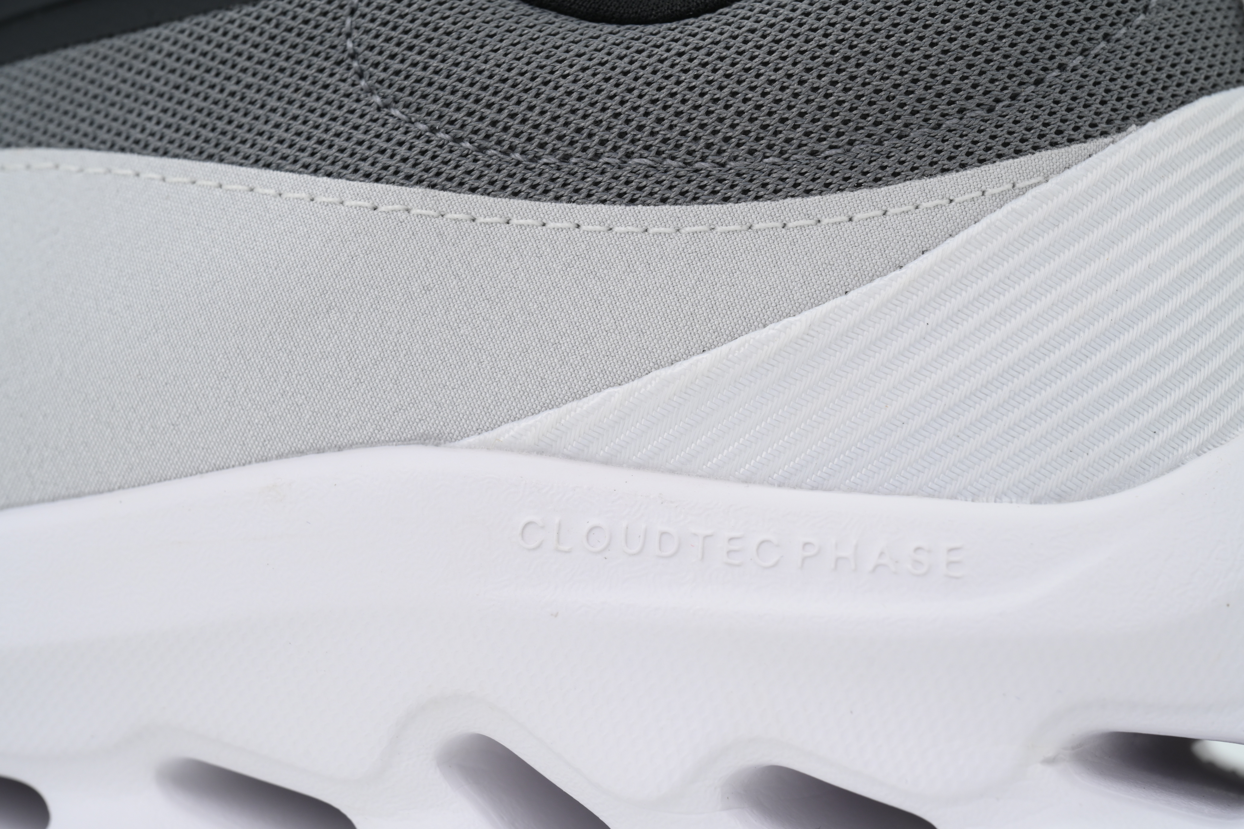 ON Loewe x Cloudtilt Black White