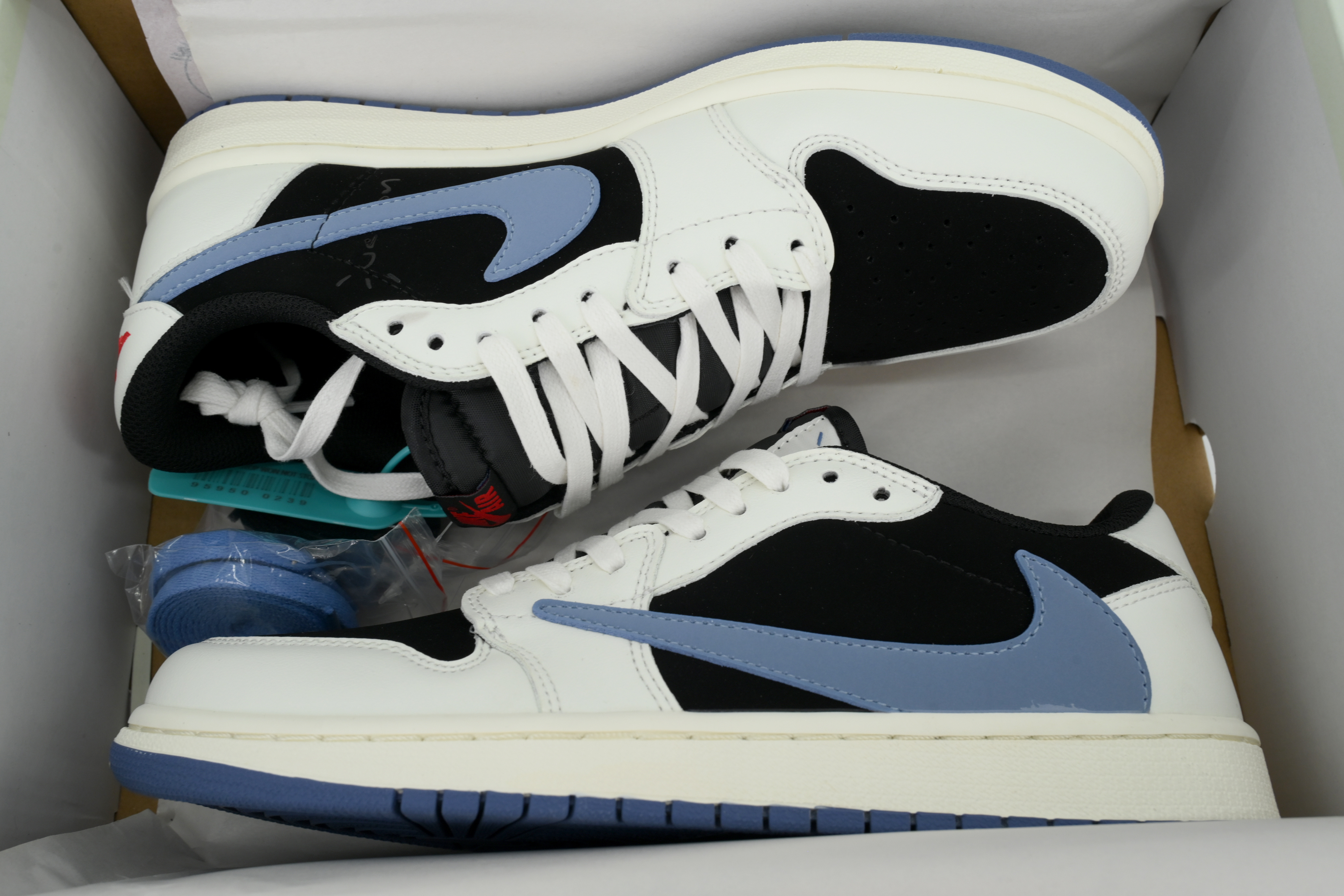 Travis Scott x Air Jordan 1 Low Low Hooked Black Jade DM7866-040